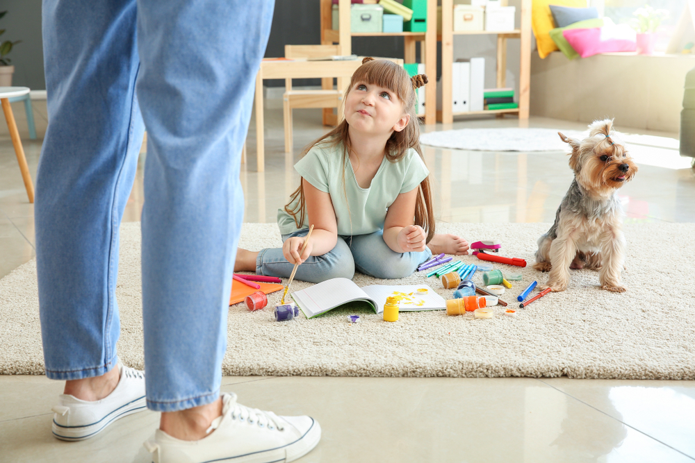 Mother,Scolding,Little,Girl,For,Carpet,Messing,Up,With,Paints